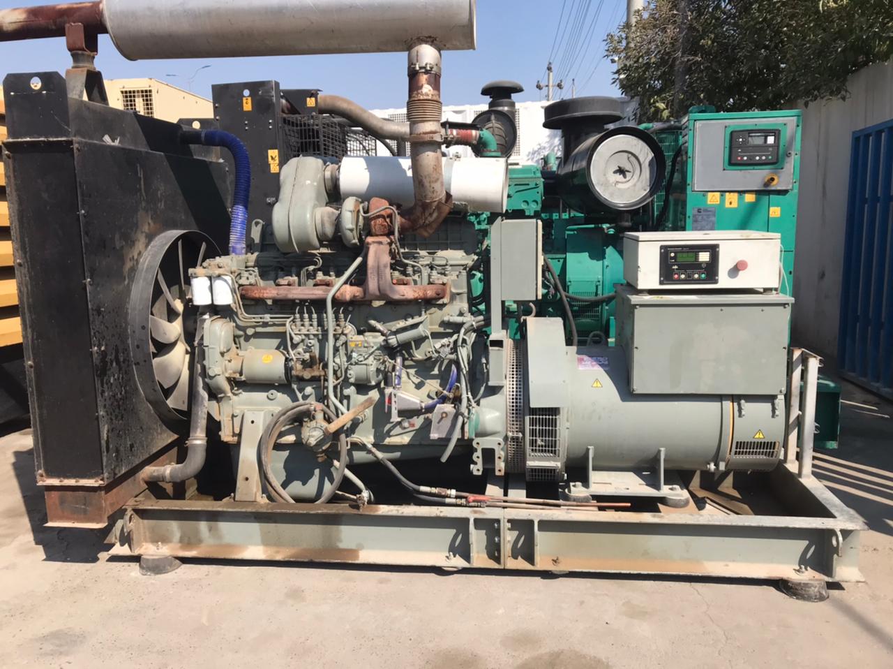 VOLVO 275 kva